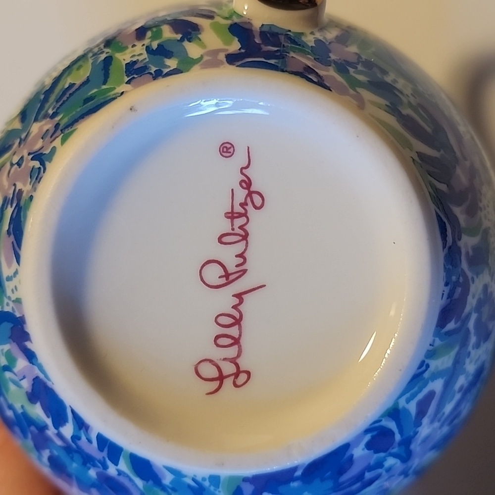 Lilly Pulitzer High Maintenance Blue Ceramic Mugs set of 2 - Picture 6 of 6